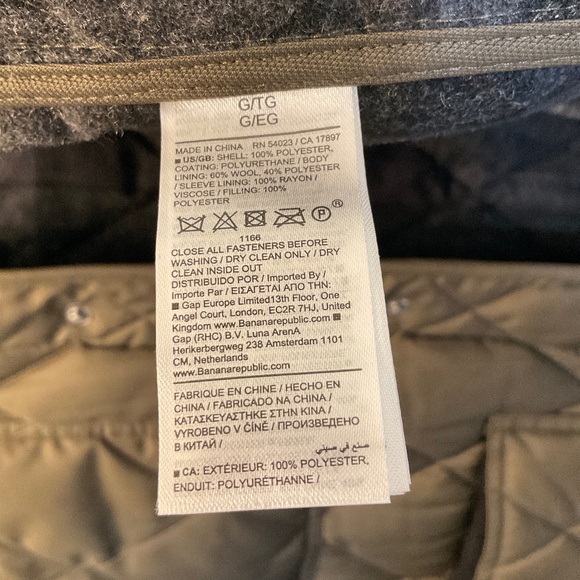 Banana Republic Men’s Oversized Quilted Carcoat - L/XL. Light olive green - Picture 8 of 9